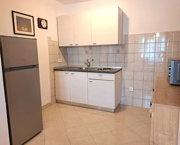 Two-Bedroom Apartment in Rovinj with Parking