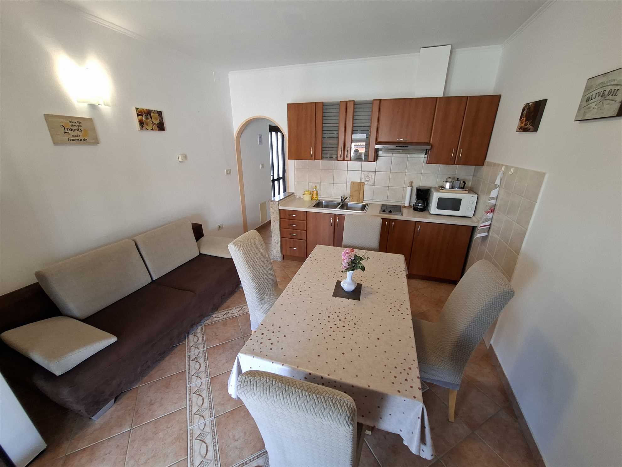 MARLINA One-Bedroom Apartment with Balcony 2