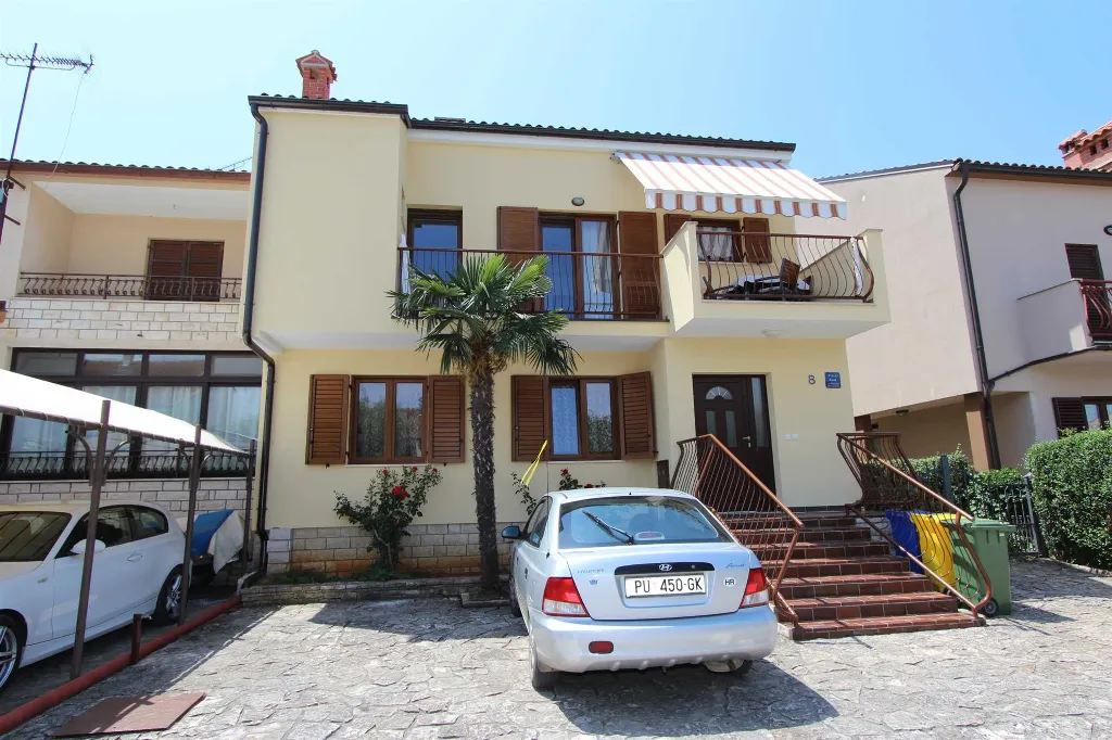 One-Bedroom Apartment with Balcony in Rovinj
