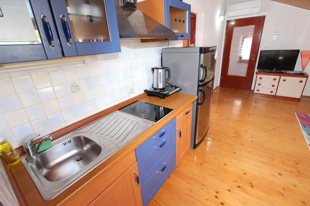 One-Bedroom Apartment with Balcony in Rovinj
