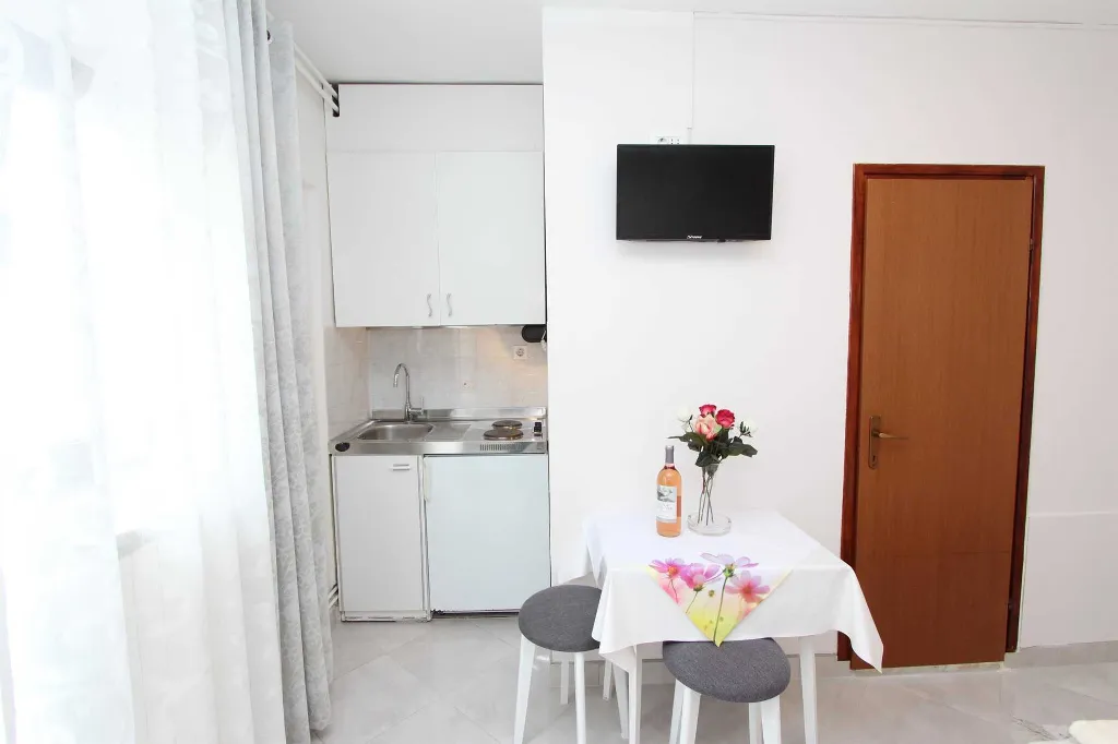 Studio for 2 Guests in Rovinj with Terrace