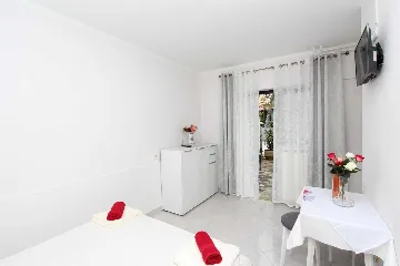 Studio for 2 Guests in Rovinj with Terrace