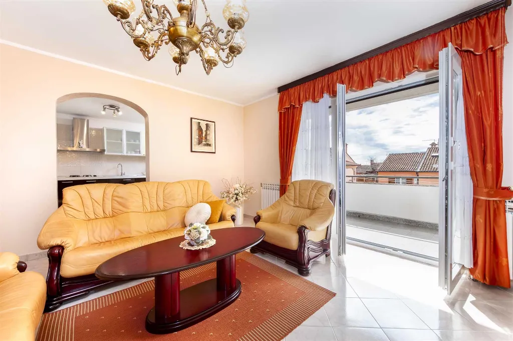 Two-Bedroom Apartment in Rovinj for 4 Guests
