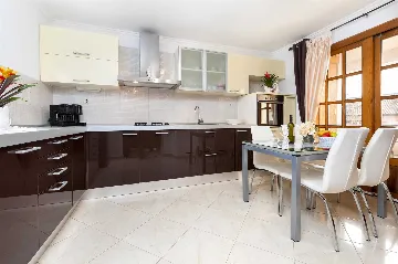 Two-Bedroom Apartment in Rovinj for 4 Guests
