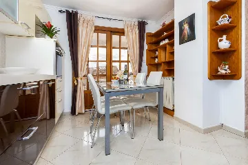 Two-Bedroom Apartment in Rovinj for 4 Guests