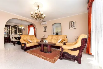 Two-Bedroom Apartment in Rovinj for 4 Guests