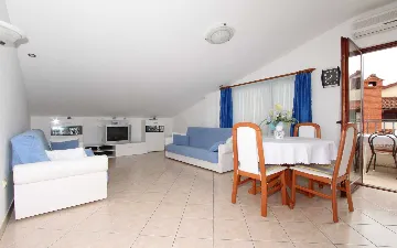 One-Bedroom Apartment for 4 Guests in Rovinj