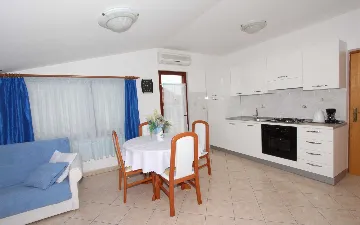 One-Bedroom Apartment for 4 Guests in Rovinj