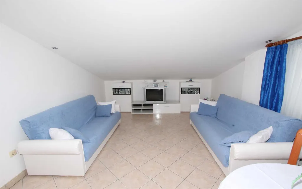 One-Bedroom Apartment for 4 Guests in Rovinj