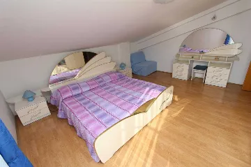 One-Bedroom Apartment for 4 Guests in Rovinj