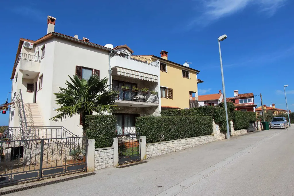One-Bedroom Apartment for 4 Guests in Rovinj