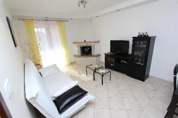 Two-Bedroom Apartment with Terrace in Rovinj