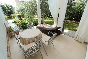 One-Bedroom Apartment for 4 in Rovinj with Terraces