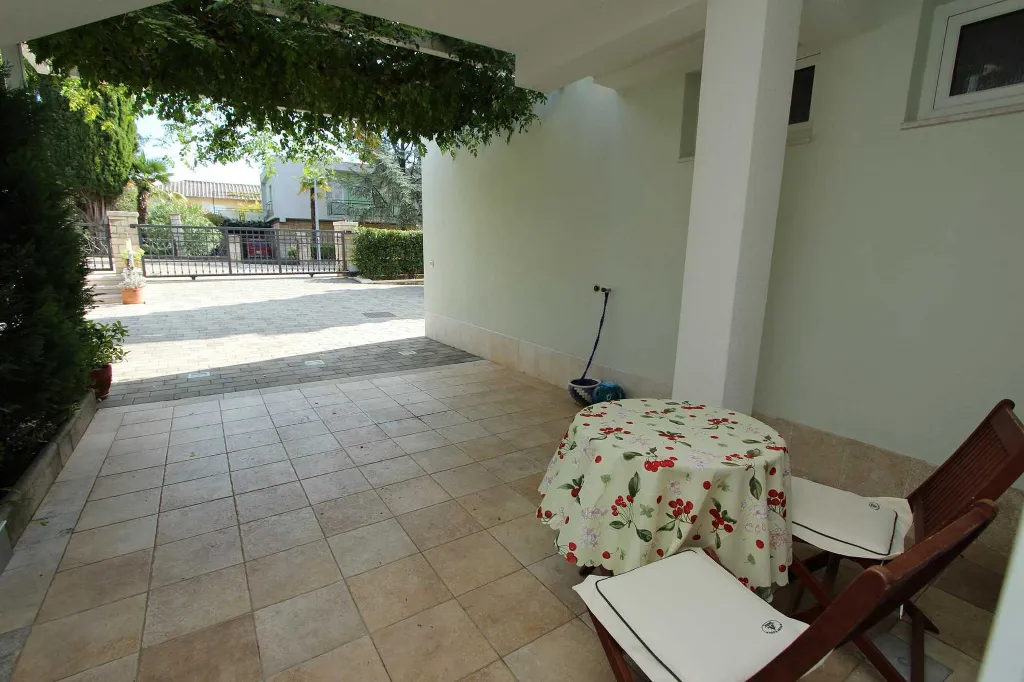 One-Bedroom Apartment for 4 in Rovinj with Terraces