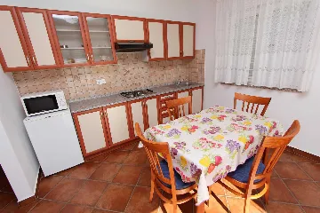 One-Bedroom Apartment in Rovinj for Up to 4 Guests