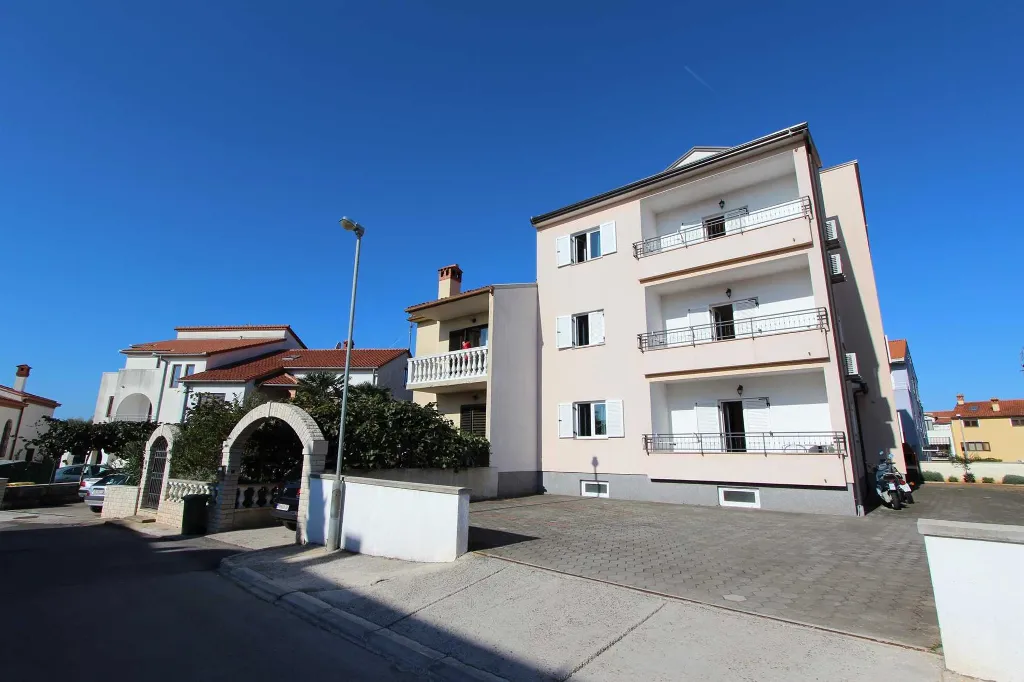 One-Bedroom Apartment for 4 in Rovinj with Balcony