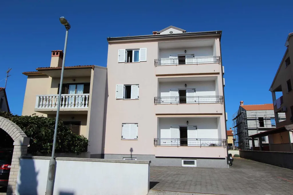 One-Bedroom Apartment for 4 in Rovinj with Balcony