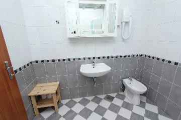 One-Bedroom Apartment for 4 in Rovinj with Balcony