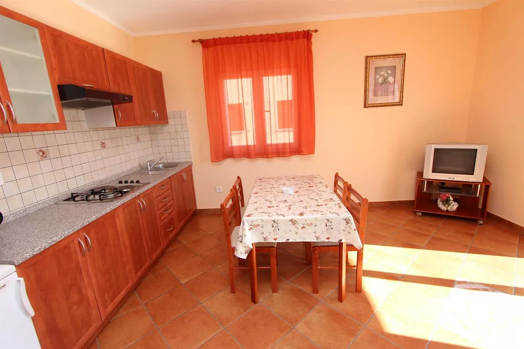 One-Bedroom Apartment for 4 Guests in Rovinj