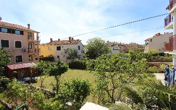 One-Bedroom Apartment in Rovinj for Up to 4 Guests