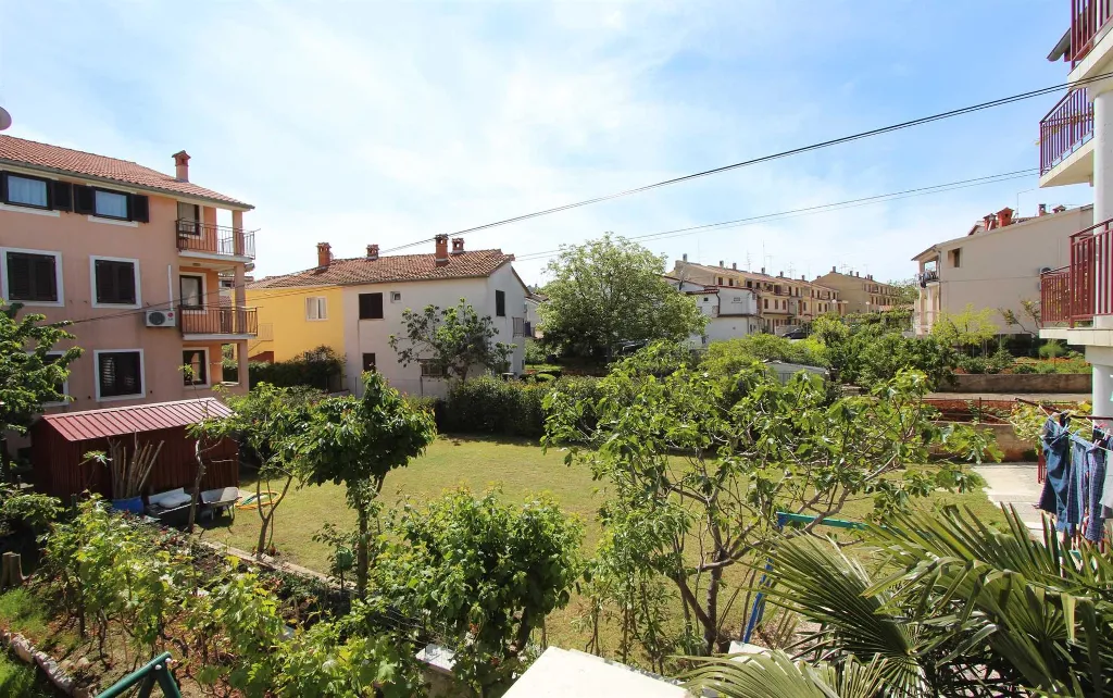 One-Bedroom Apartment in Rovinj for Up to 4 Guests