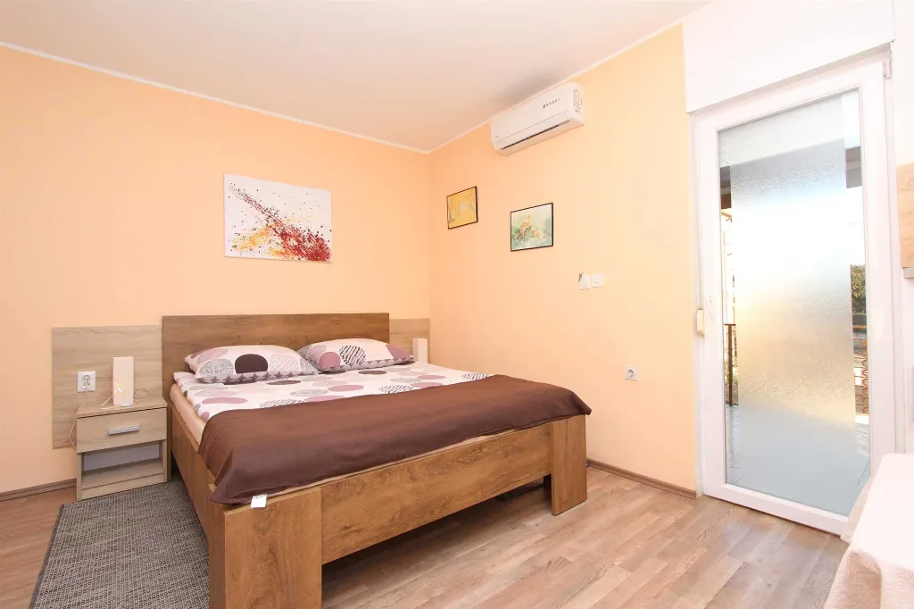 Studio with Kitchenette and Sea View in Rovinj