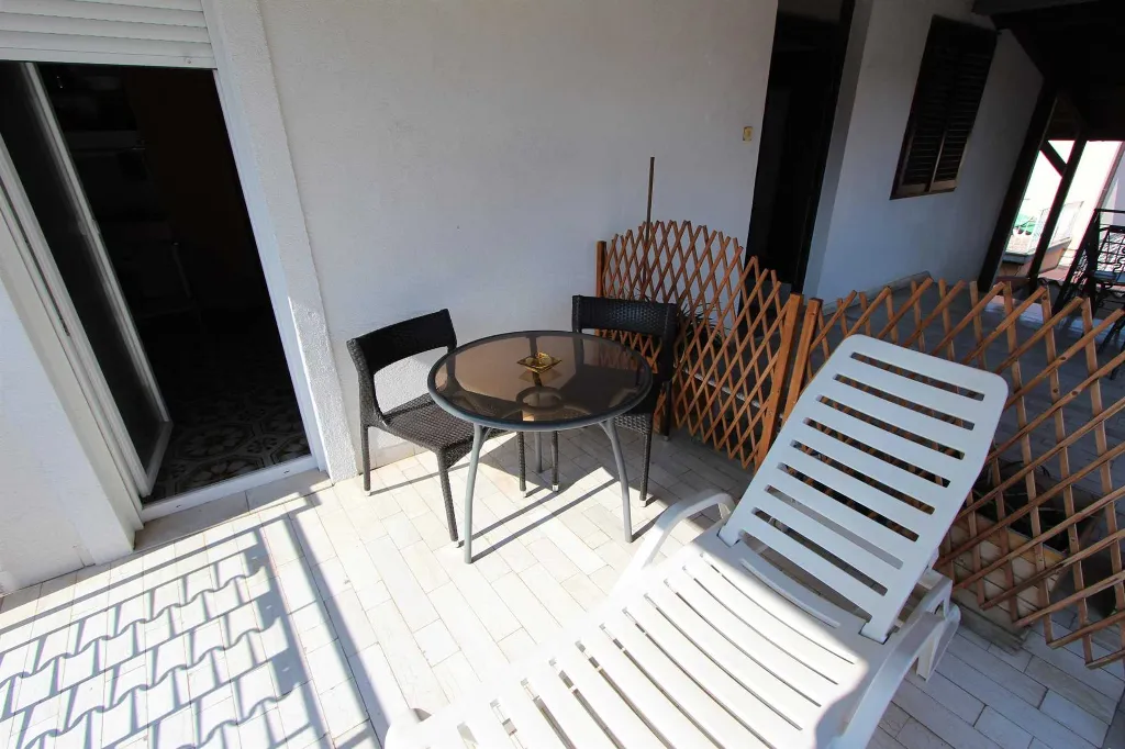Studio with Kitchenette and Sea View in Rovinj