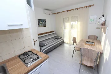 Studio for 2 Guests in Rovinj with Sea View