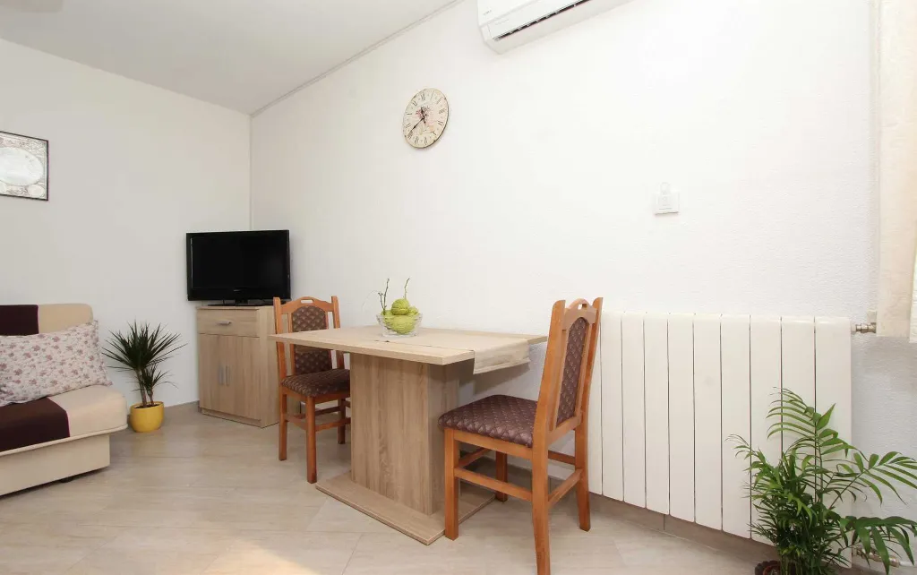 One-Bedroom Apartment in Rovinj for 2 Guests