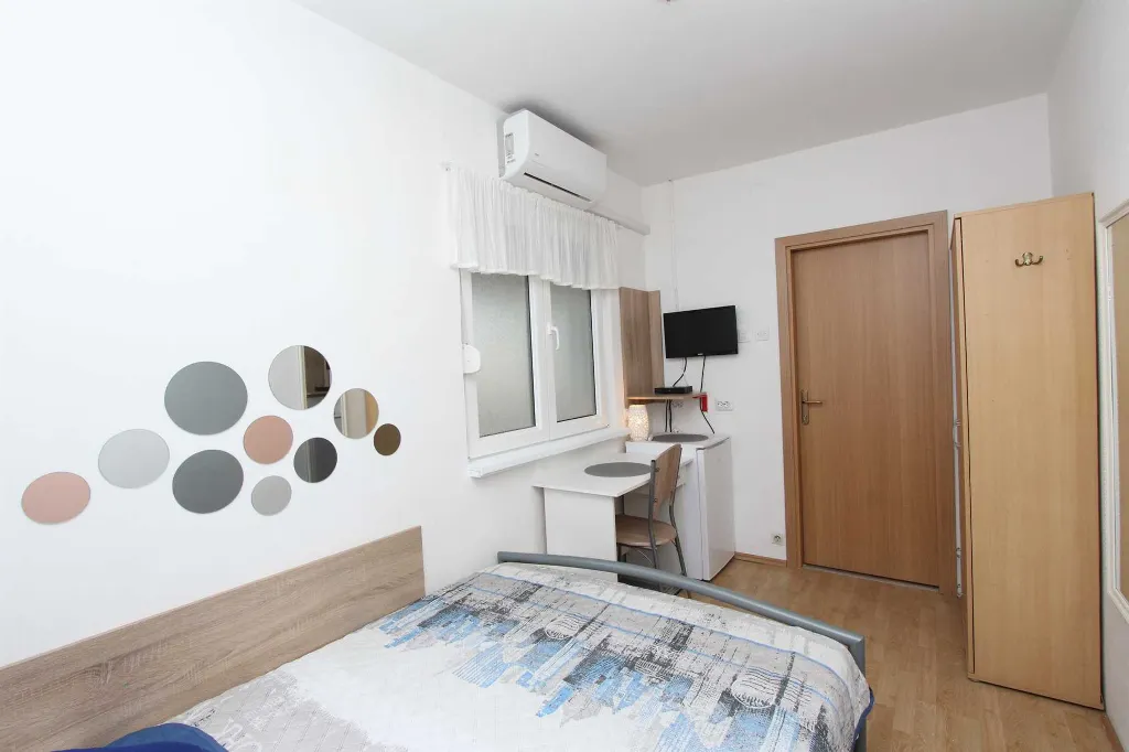 Single Room for 1 Guest in Rovinj with Balcony