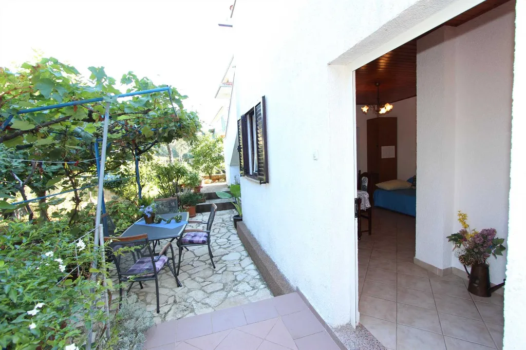 One-Bedroom Apartment with Terrace in Rovinj