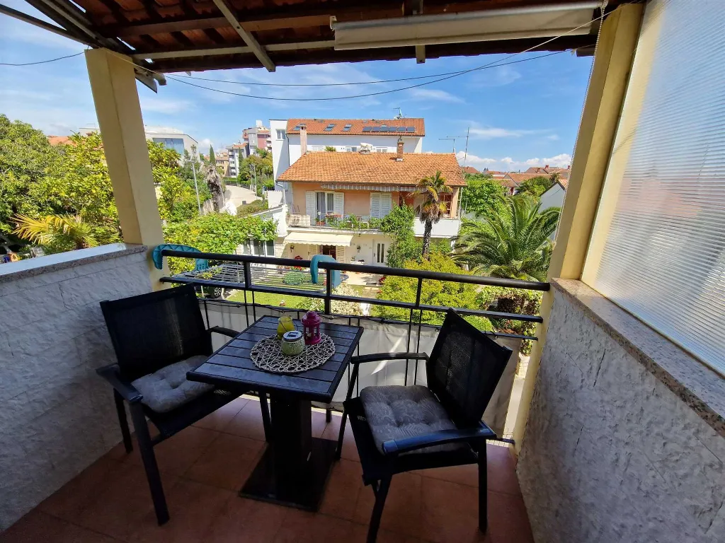 One-Bedroom Apartment in Rovinj with Balcony