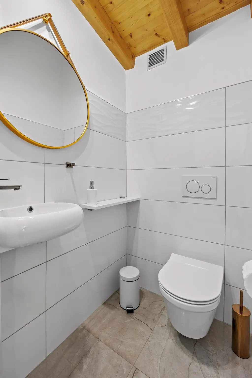 Two-Bedroom Apartment in Rovinj for 4 Guests