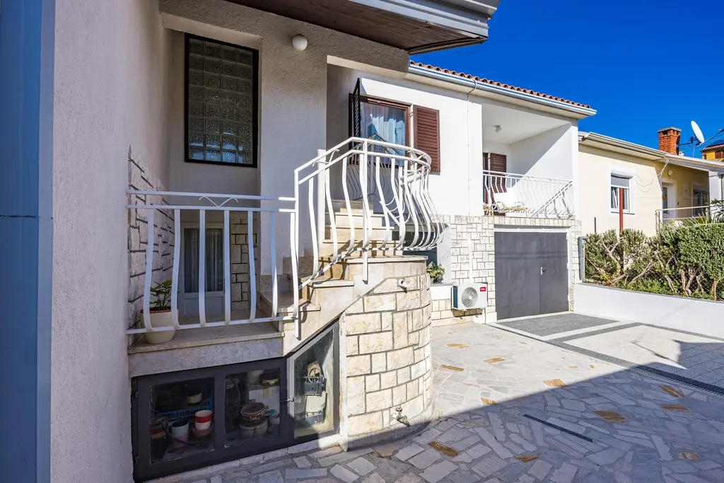 Two-Bedroom Apartment in Rovinj for 4 Guests