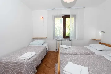 Two-Bedroom Apartment for 5 Guests in Rovinj