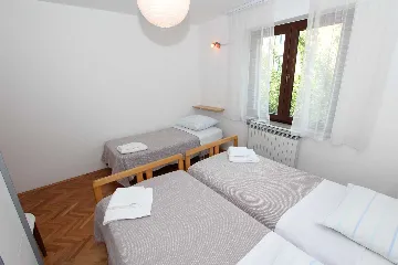 Two-Bedroom Apartment for 5 Guests in Rovinj