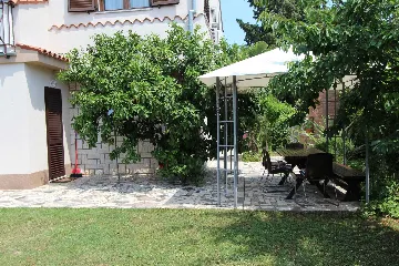 Two-Bedroom Apartment in Rovinj for 4-5 Guests