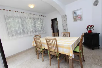 Two-Bedroom Apartment in Rovinj for 4-5 Guests