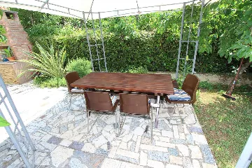 Two-Bedroom Apartment in Rovinj for 4-5 Guests