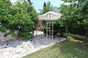 Two-Bedroom Apartment in Rovinj for 4-5 Guests