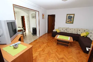 Two-Bedroom Apartment in Rovinj for 4-5 Guests