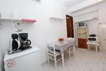 Studio Apartment for 2 in Rovinj with Parking