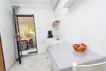 Studio Apartment for 2 in Rovinj with Parking