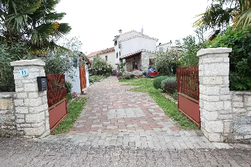 One-Bedroom Apartment for 2 in Rovinjsko Selo