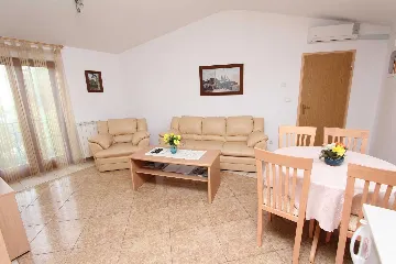 One-Bedroom Apartment for 2 in Rovinjsko Selo