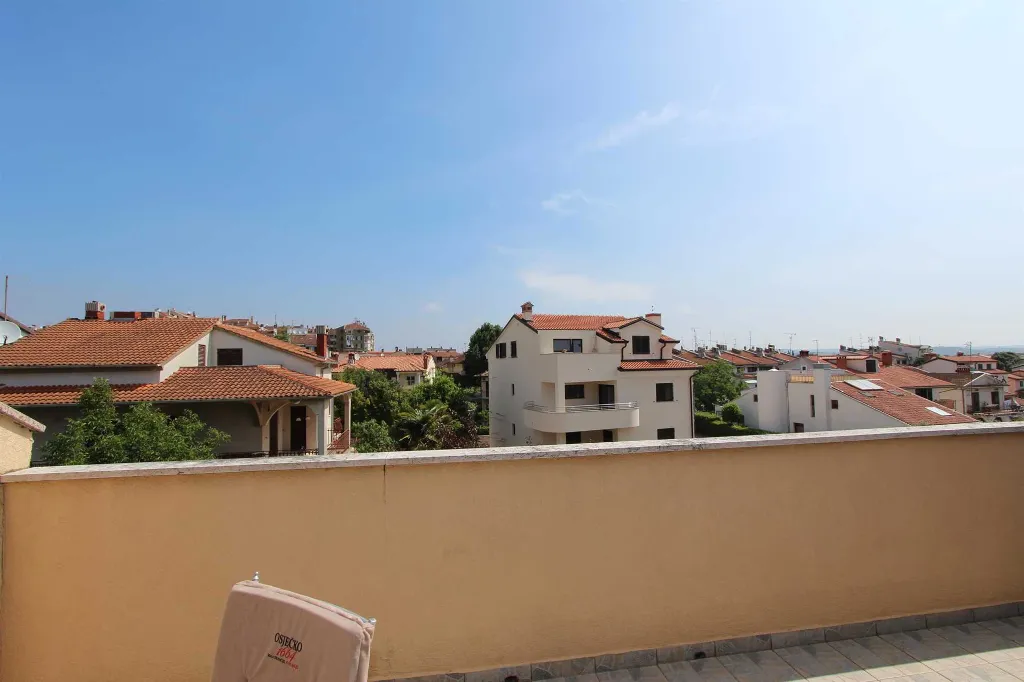 Two-Bedroom Apartment in Rovinj with Balconies
