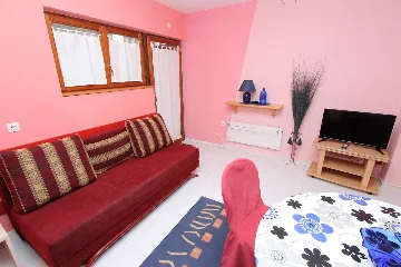 One-Bedroom Apartment in Rovinj for Up to 5 Guests