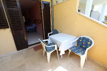 One-Bedroom Apartment in Rovinj for Up to 5 Guests