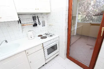 One-Bedroom Apartment in Rovinj for Up to 5 Guests