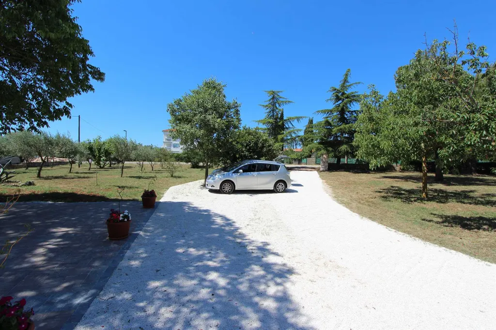 Two-Bedroom Apartment for 4 in Rovinj